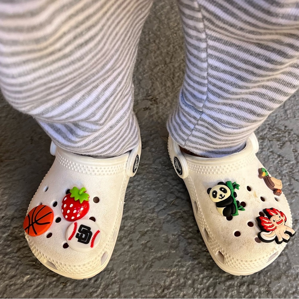 White crocs toddler size 6